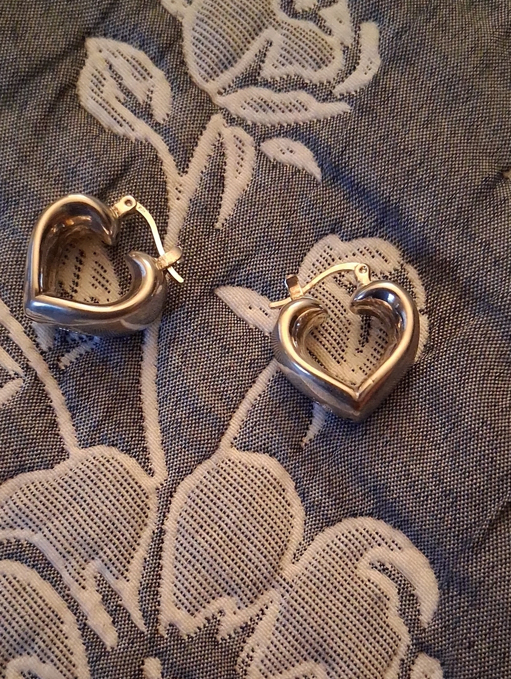 Sterling Silver Heart Hoop Earrings - Classic Women Jewelry